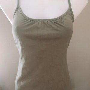 army green tank